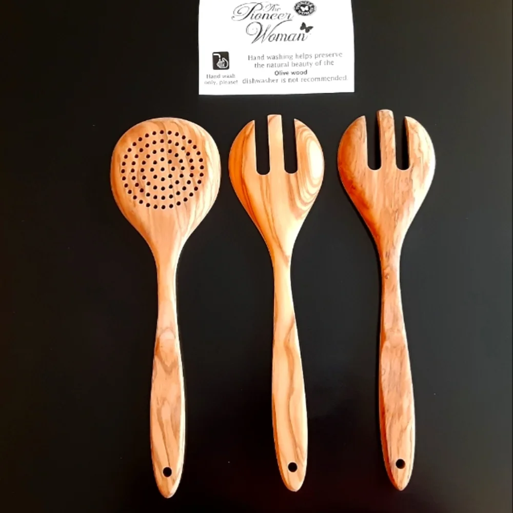 Pioneer Woman 3-Piece Olive Wood Utensil Set